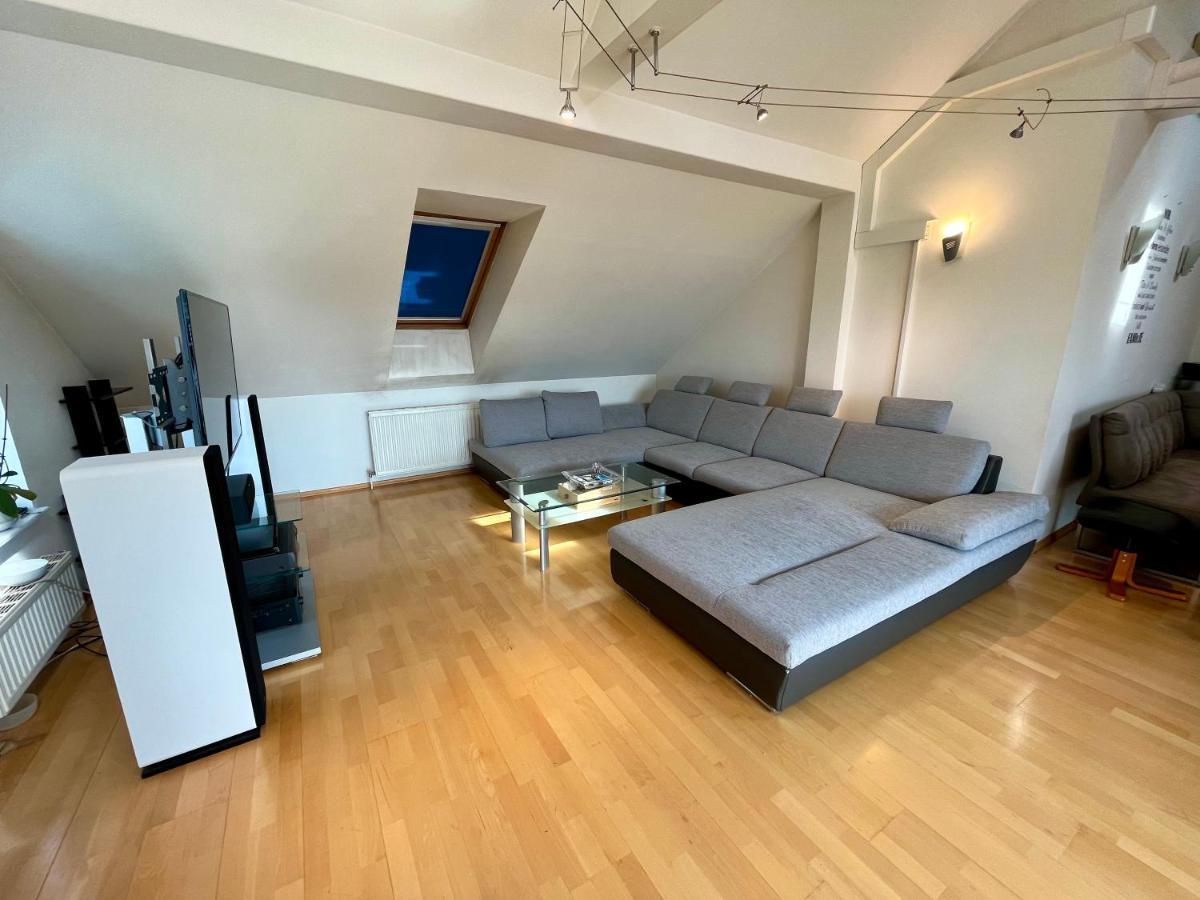 비엔나 Atemberaubendes Loft Mit Pool 아파트 외부 사진